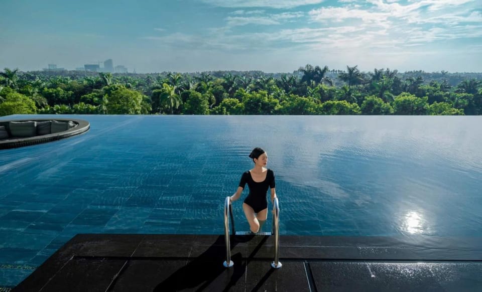Swimming pool, Swimming pool