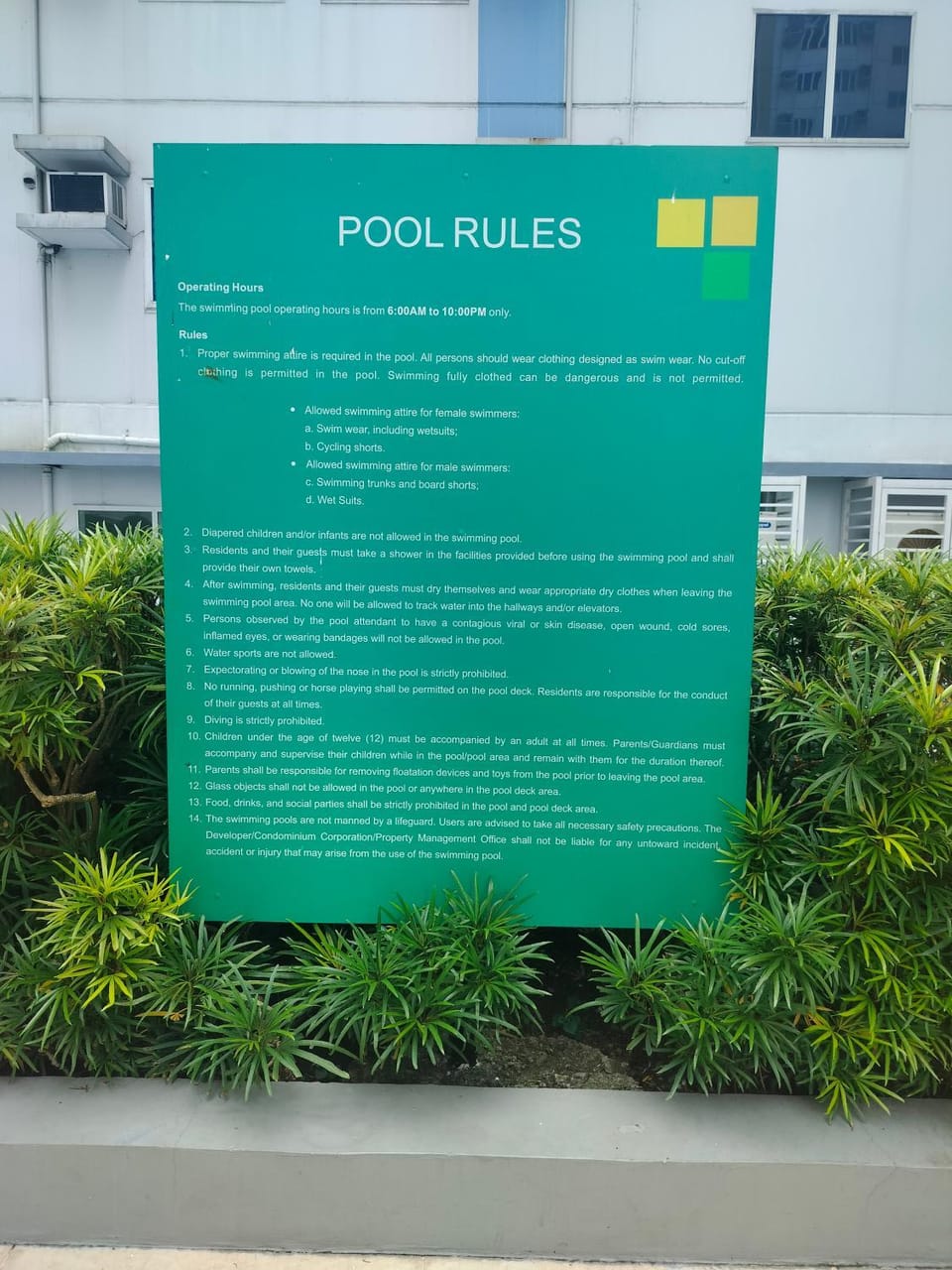 Swimming pool