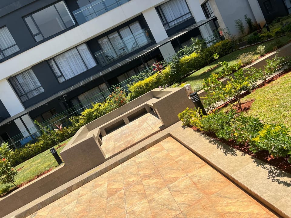 Calm by the park - Park view Gym Pool Garden Apartment in Nairobi County
