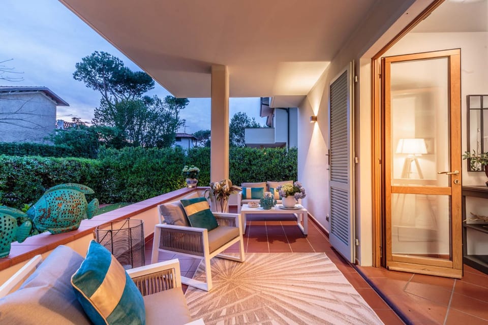 Regina Beach Villa, by the beach in Marina di Pietrasanta Villa in Emilia-Romagna