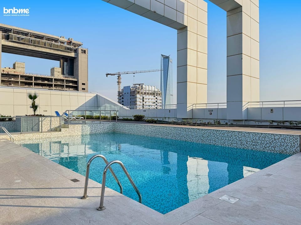 Day, Swimming pool, Swimming pool