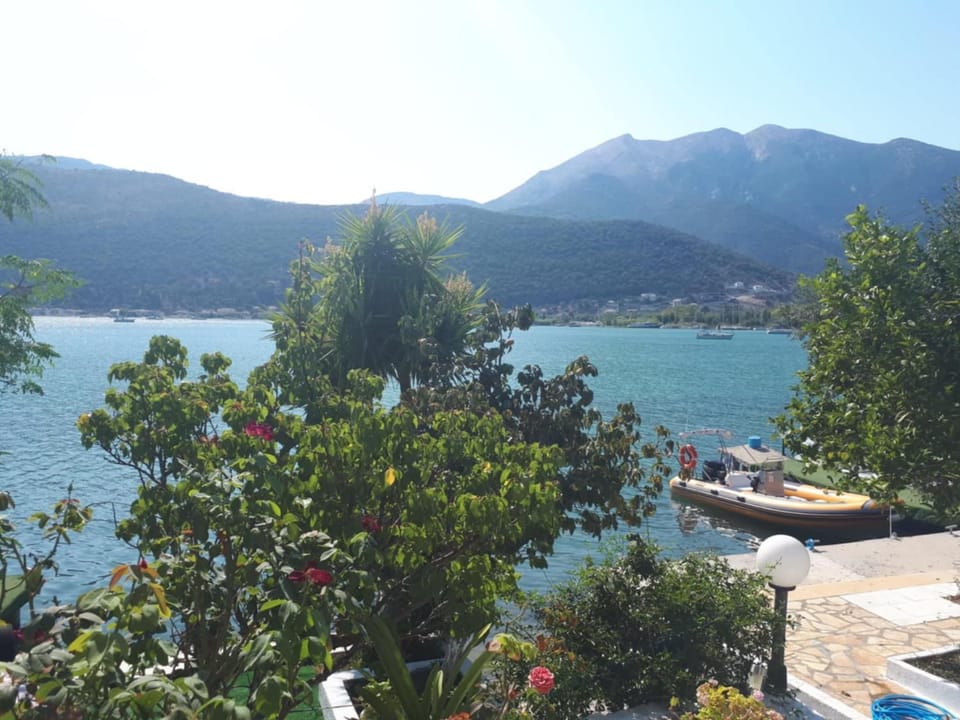 Geni Bay 2 Apartment in Lefkada, Lefkada Municipality, Greece