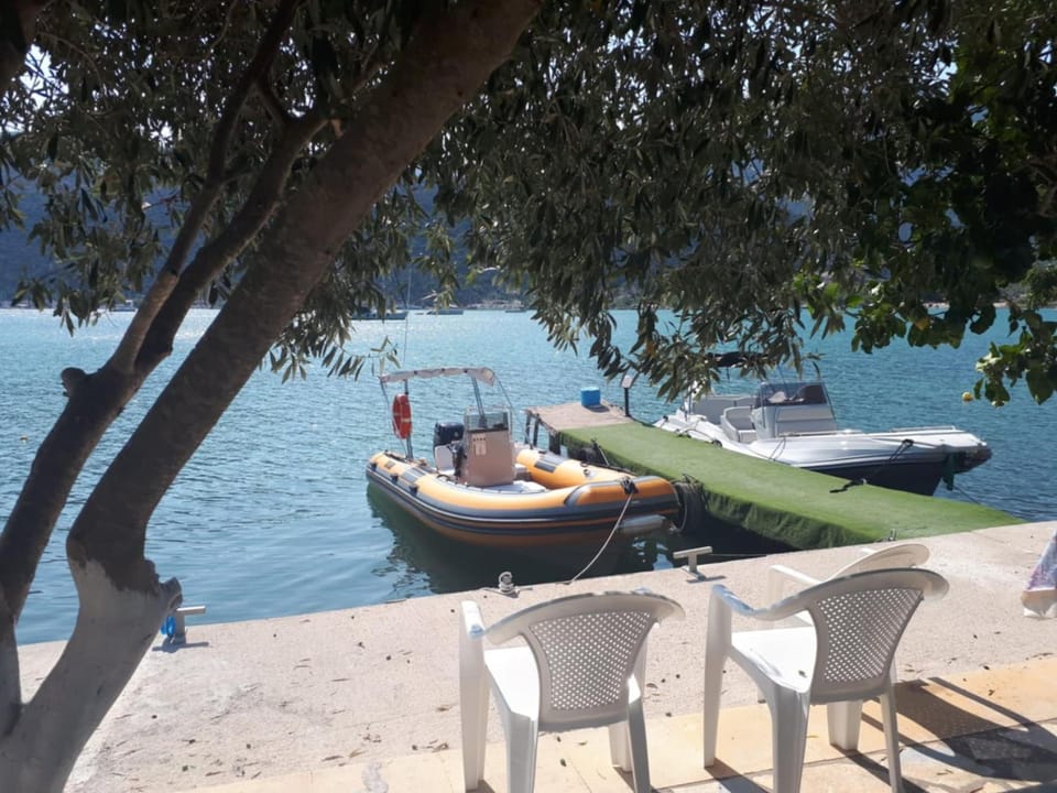 Geni Bay 2 Apartment in Lefkada, Lefkada Municipality, Greece