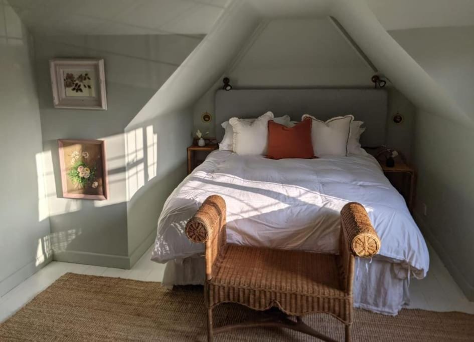 Willow Cottage House in Rother District