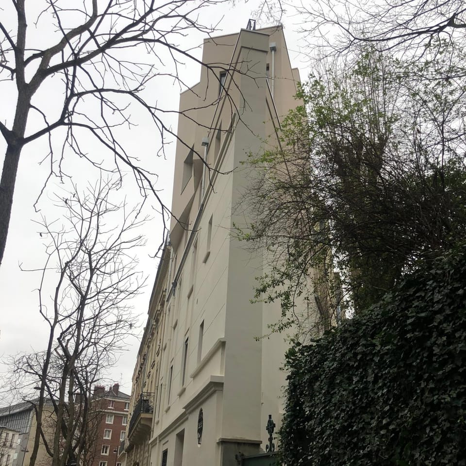 Property building, Landmark view
