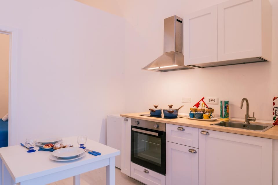 Kitchen or kitchenette, oven, stove, kitchen