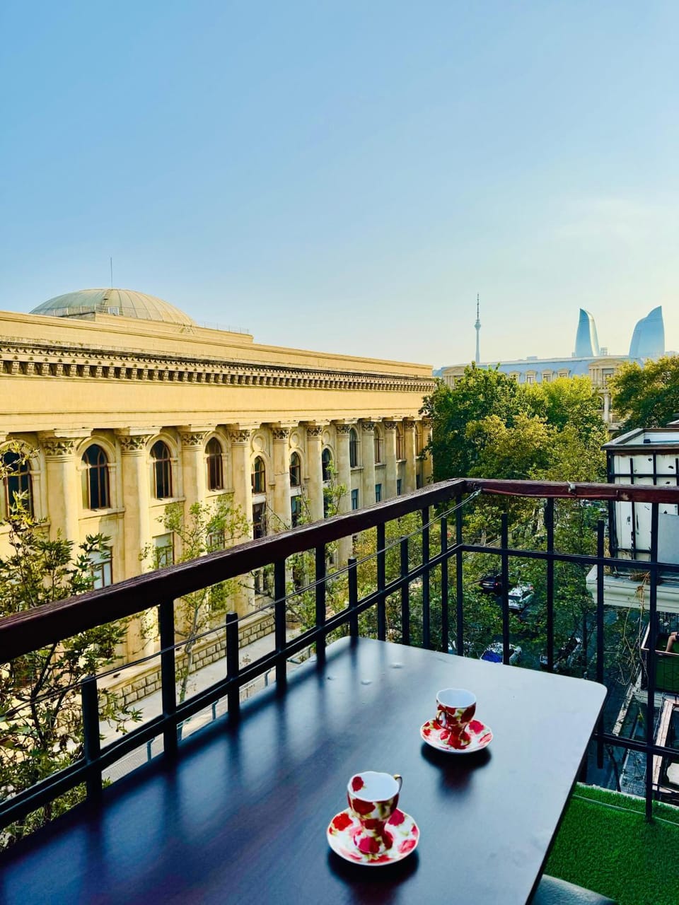 Balcony/Terrace, City view
