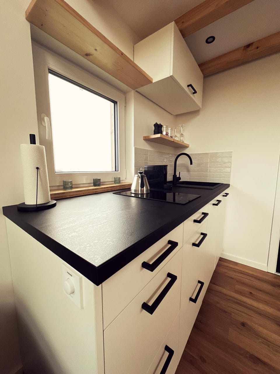 Kitchen or kitchenette, stove