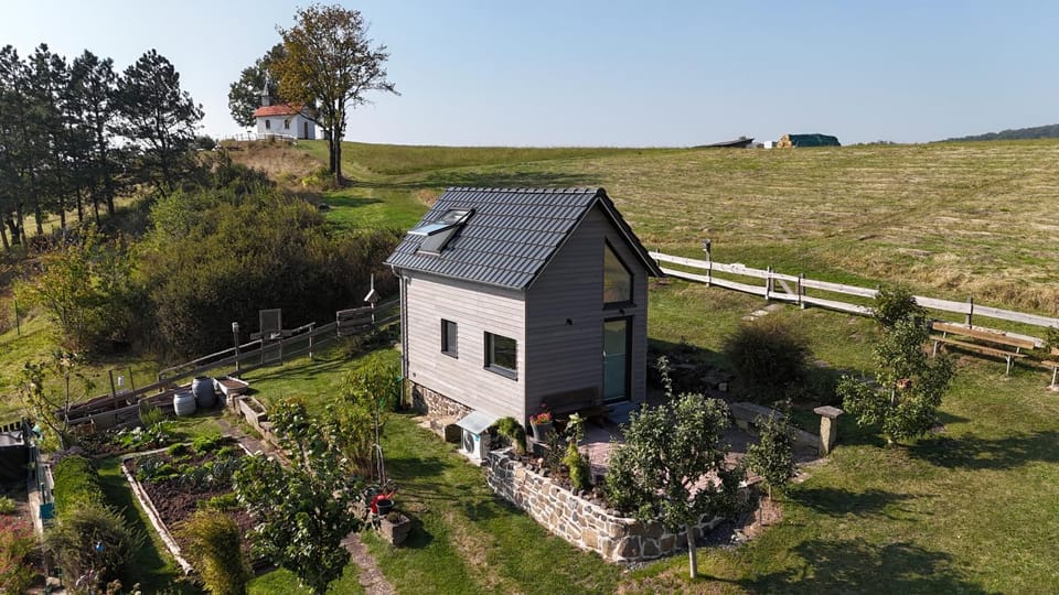 Property building, Spring, Natural landscape, Garden view