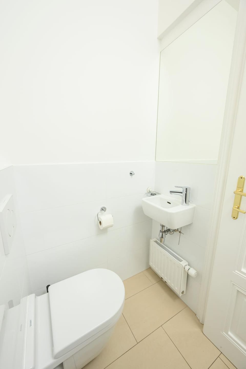 Vienna Rooftop Haven 120m, 3BR, Terrace, City Views! Apartment in Vienna