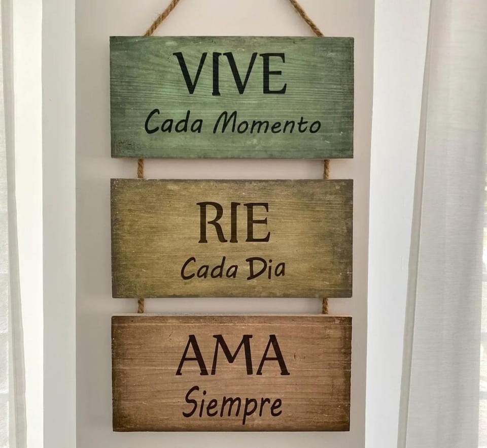 Apartamento reformado, luminoso y cerca del metro Apartment in Madrid