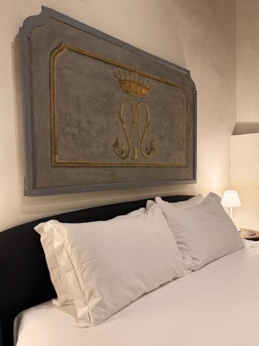 Bed, Decorative detail