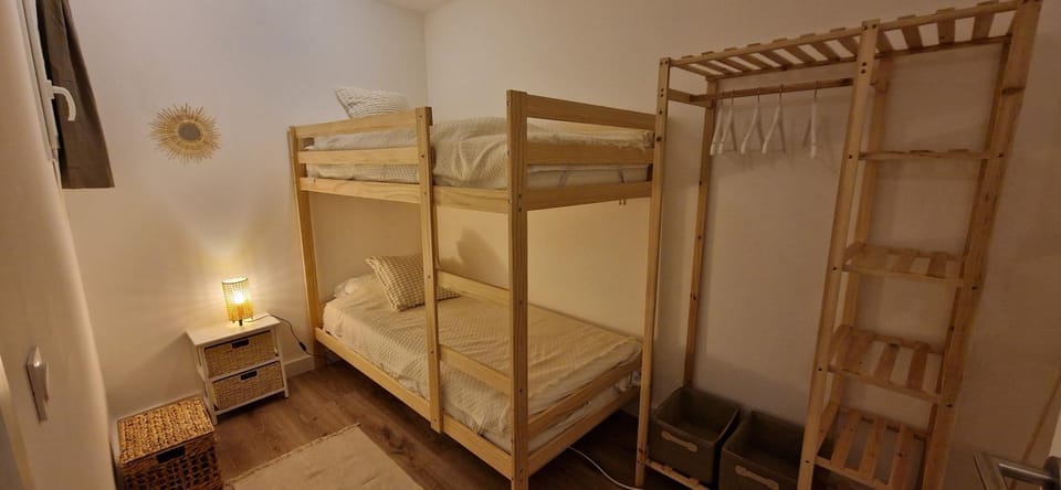 bunk bed