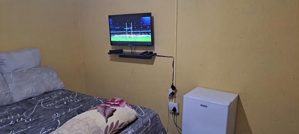 Mbalenhle guesthouse Bed and Breakfast in South Africa