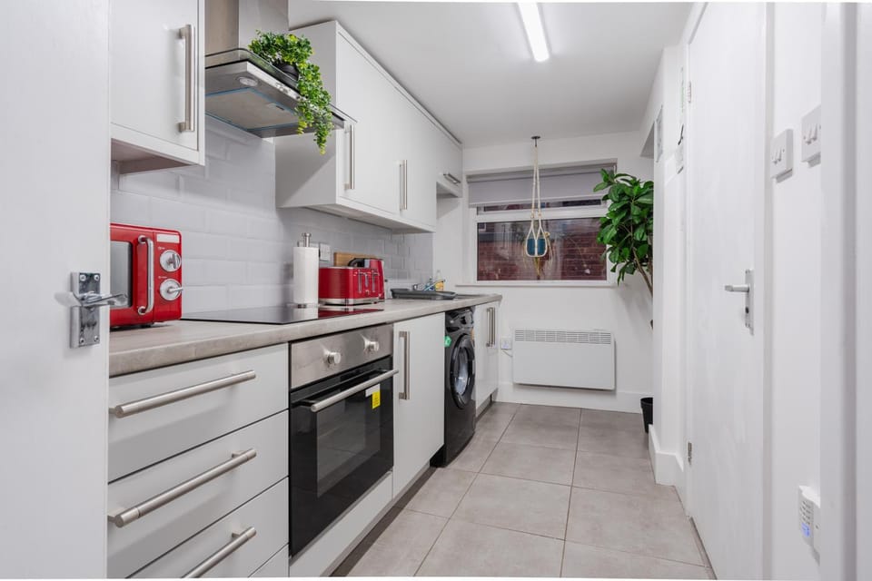 LFC theme - free parking - 2 bathroom House in Liverpool