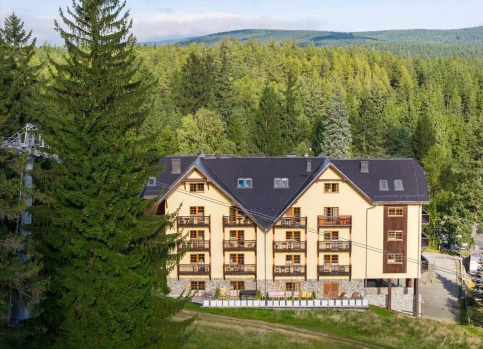 Property building, Spring, Natural landscape, Mountain view