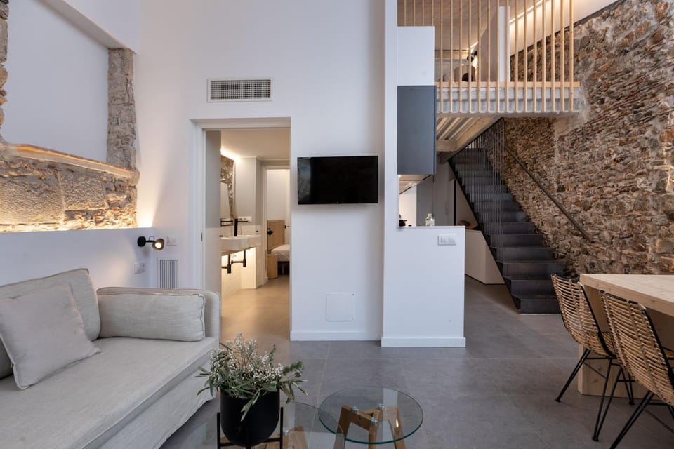 Living room, Photo of the whole room