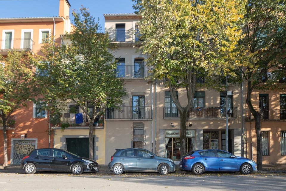 Property building, Off site