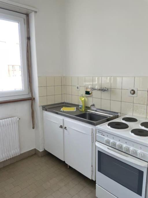 Functional studio nearby Opera - Cross 7 Apartment in Zurich City