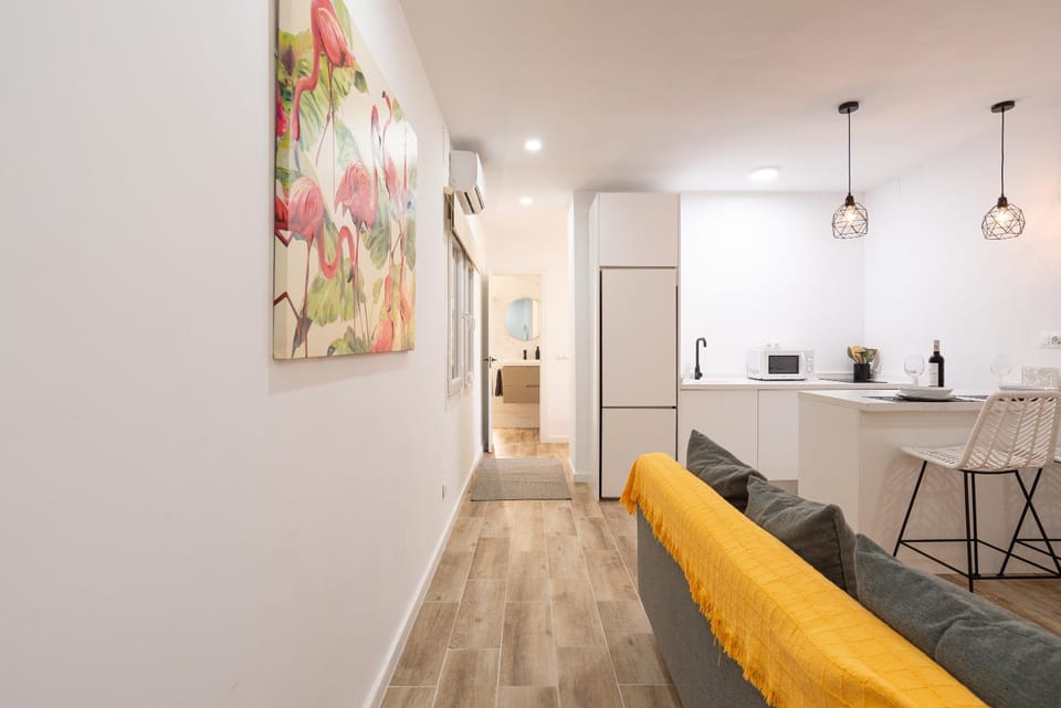 Kitchen or kitchenette, Living room, Seating area