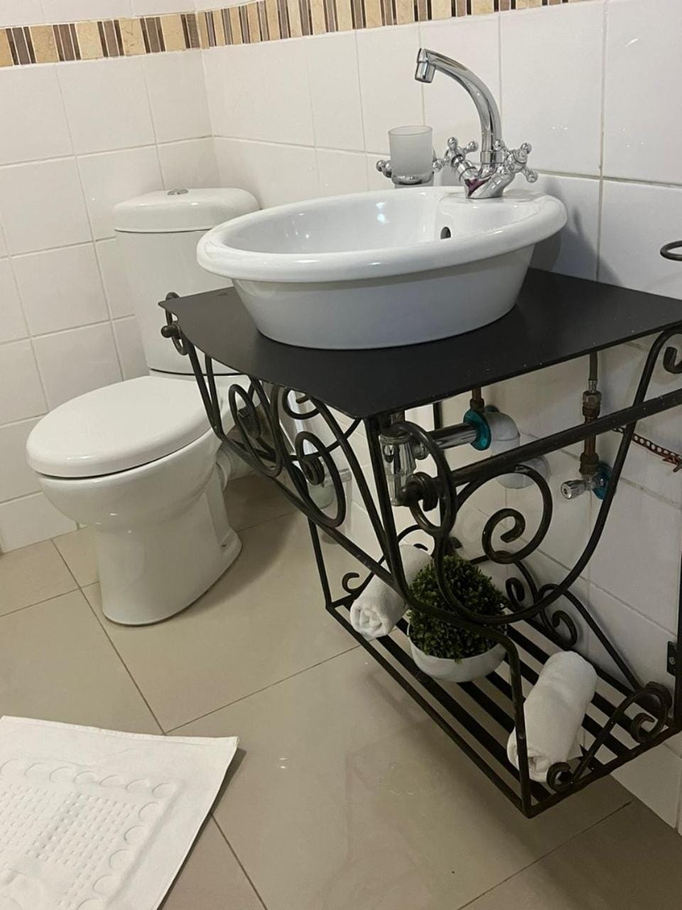 Toilet, Bathroom