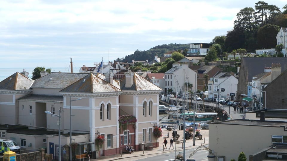 Neighbourhood