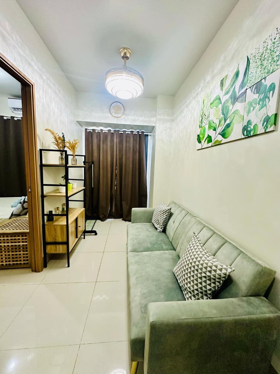 Cozy Hearth Loft at Shore 3 Apartment in Pasay