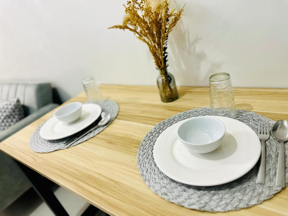 Cozy Hearth Loft at Shore 3 Apartment in Pasay