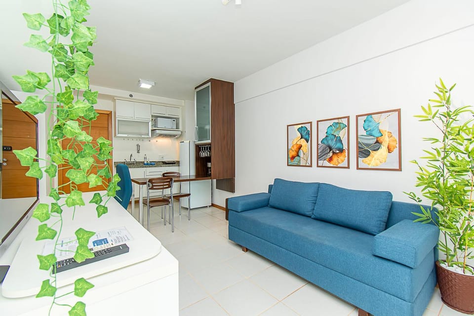 TV and multimedia, Kitchen or kitchenette, Living room, Dining area