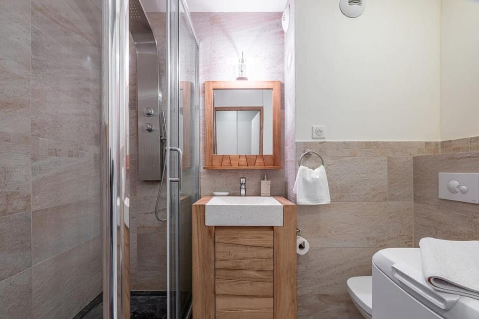 Delice - City center Les Houches & Free Parking - By Cozee Rentals Apartment in Les Houches