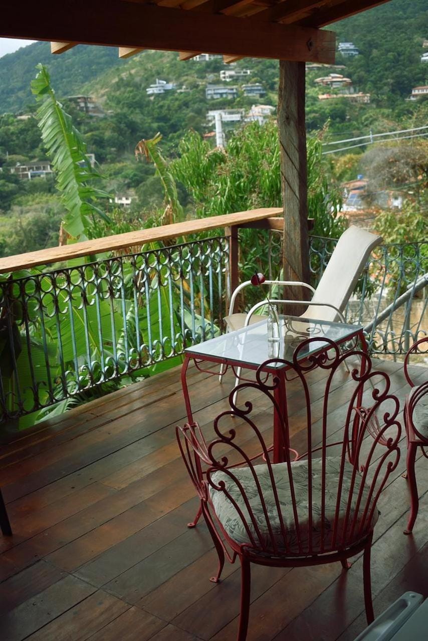 vista deslumbrante na Vila Apartment in Ilhabela