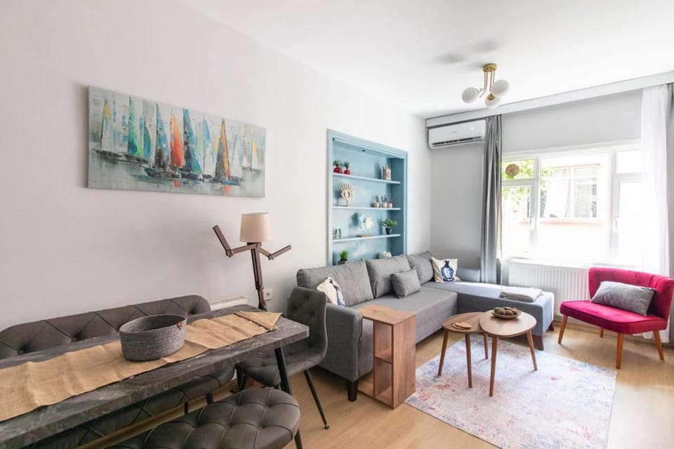 Living room, Seating area, Dining area
