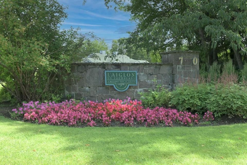 Property building, Garden, Garden view