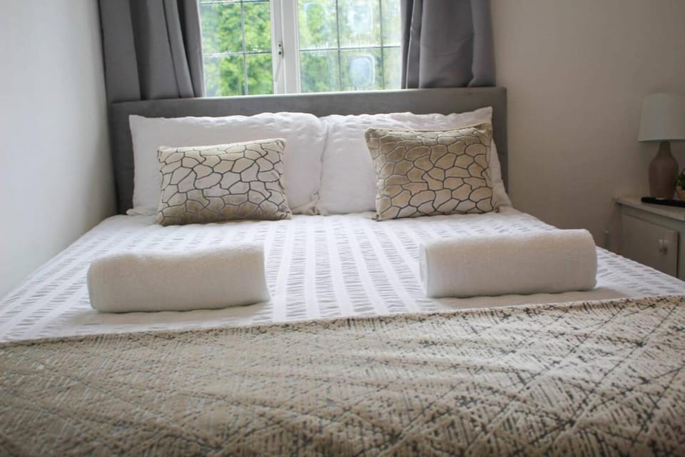 NECAirport M6 Free Parking Nr Solihull Town Apartment in Solihull