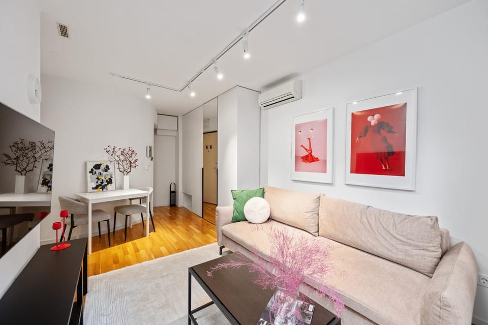 TV and multimedia, Living room, Seating area