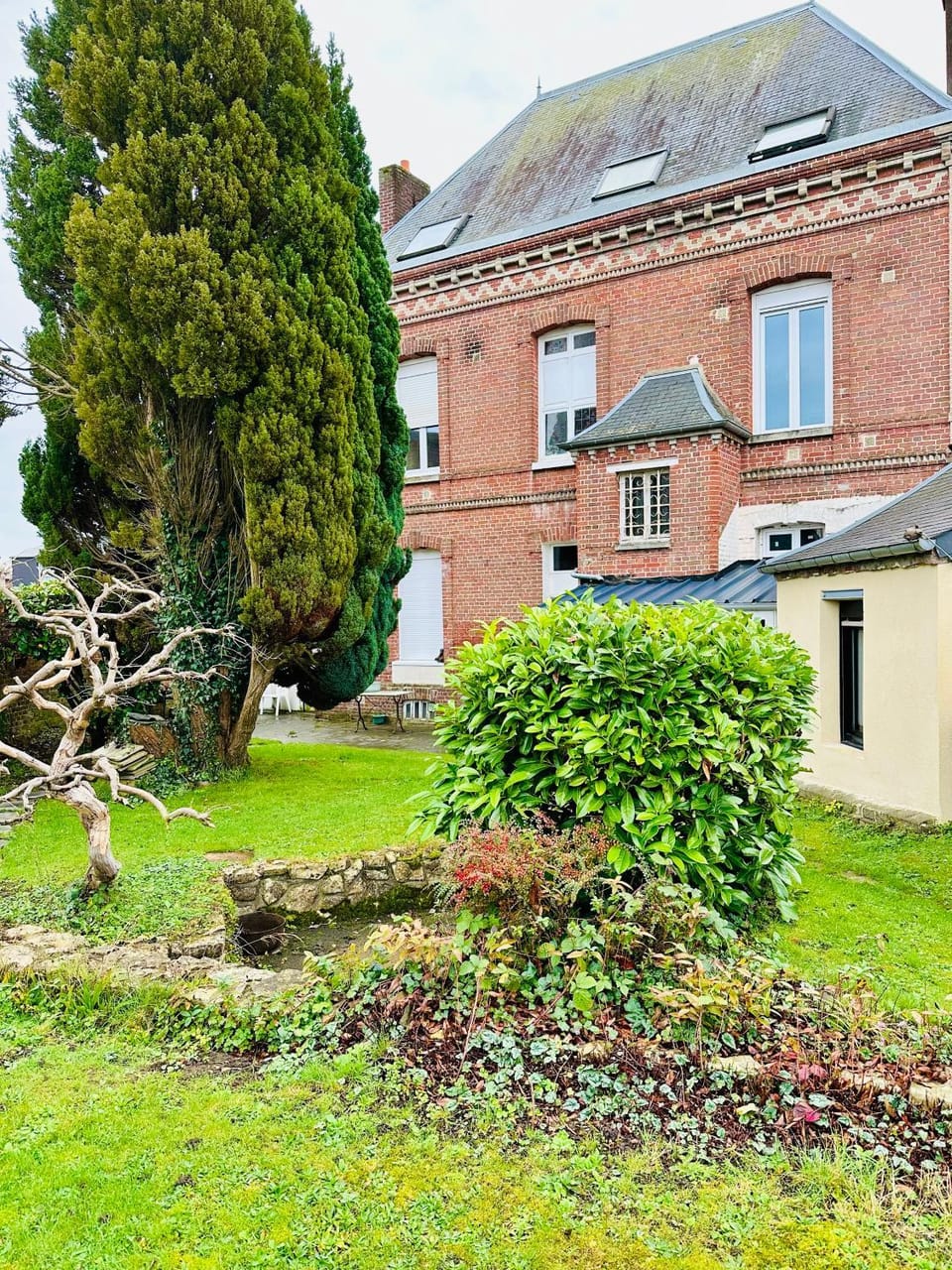 Property building, Garden, Garden view