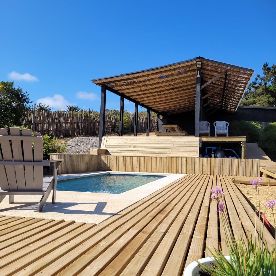 Natural landscape, BBQ facilities, Swimming pool