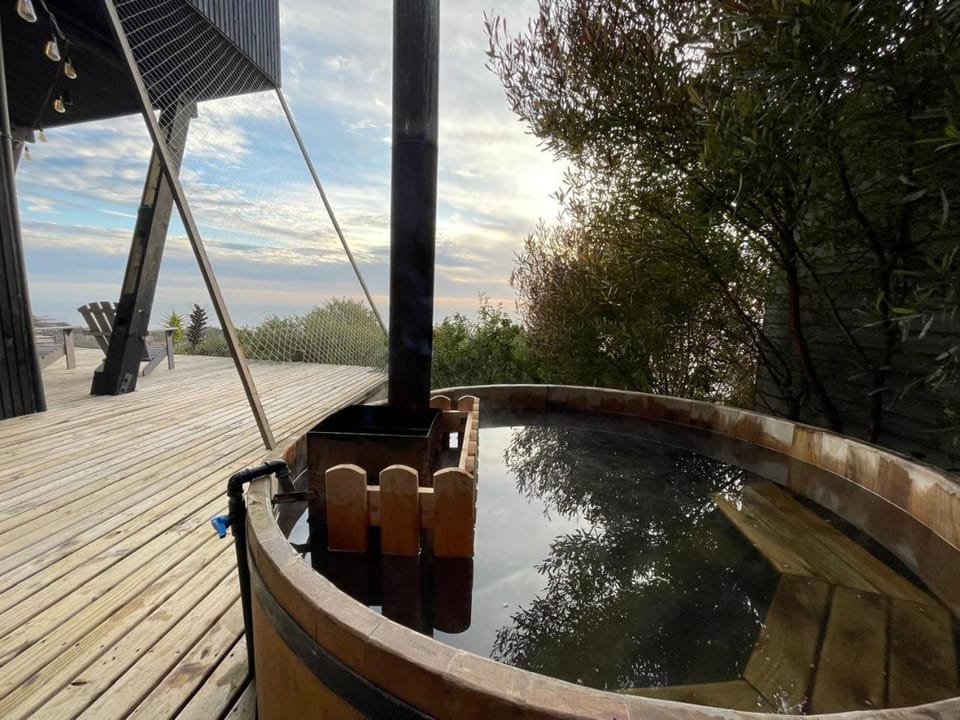 Natural landscape, Hot Tub, Balcony/Terrace, Sea view
