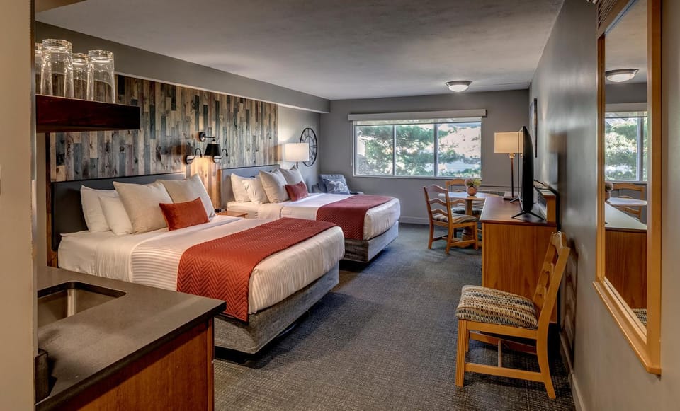 Kitchen or kitchenette, Bedroom