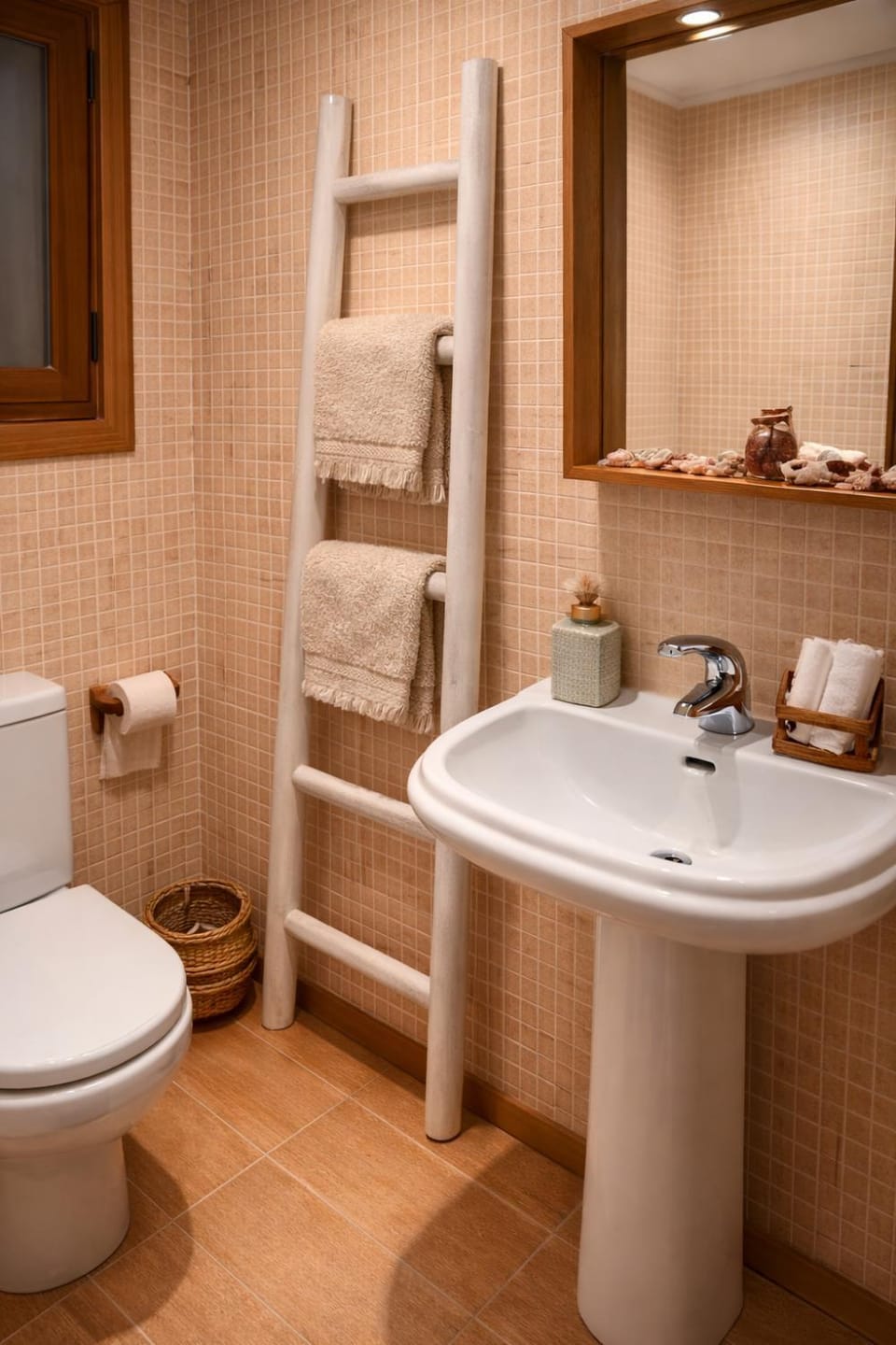 Bathroom, towels