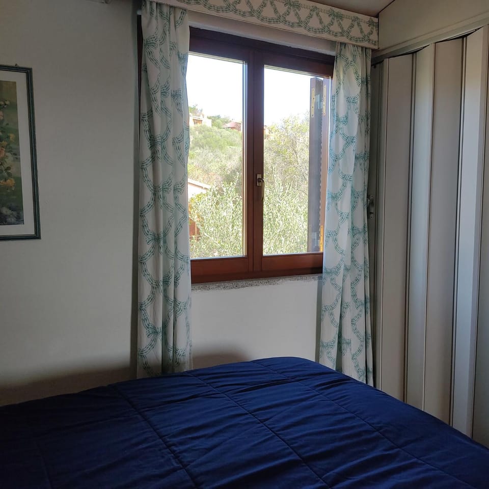 Spring, Winter, Summer, Bedroom, Autumn