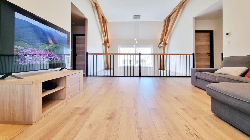 TV and multimedia, Living room