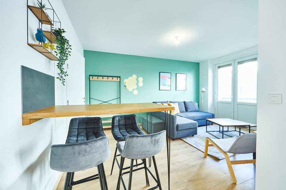Living room, Dining area