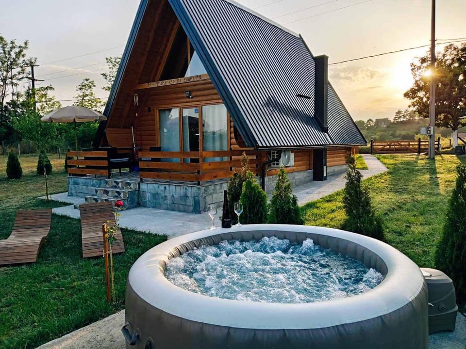 Property building, Hot Tub, Garden view