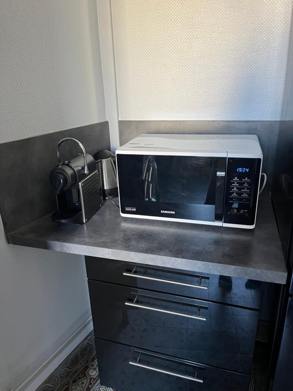 Coffee/tea facilities, Kitchen or kitchenette