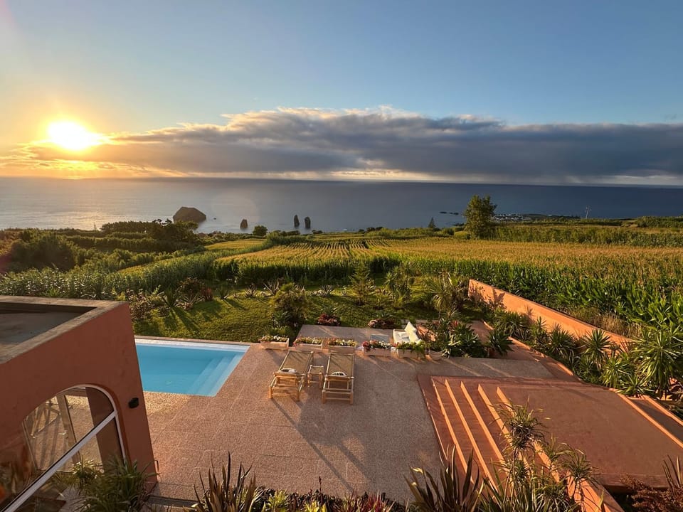 Villa Anna Splendid Sunset Ocean Front Villa in Azores District