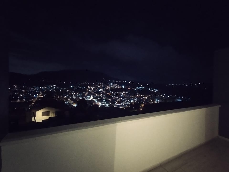 Mirador samsara Penthouse !Jacuzzi al aire libre! Bed and Breakfast in La Calera