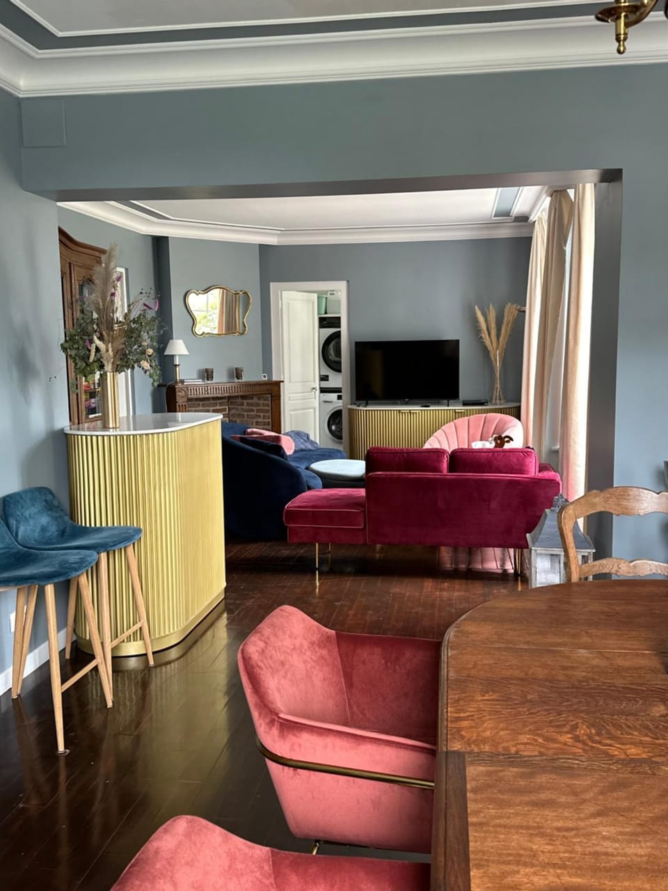 Living room, Lounge or bar