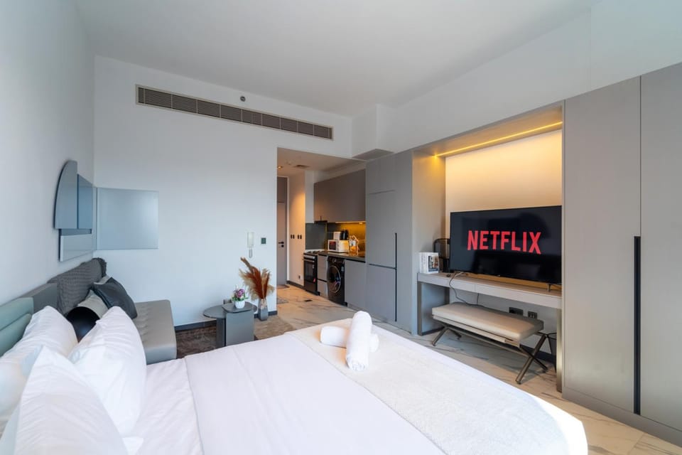 Bed, TV and multimedia, Bedroom, air conditioner