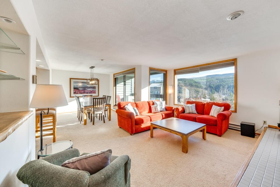 2 Mi to Winter Park Resort: Condo w/ Pool Access! House in Fraser